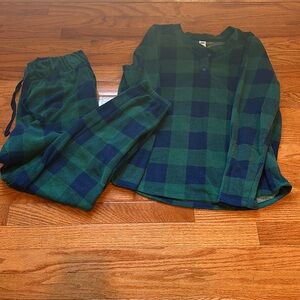 NWOT brand new Old Navy pajama set